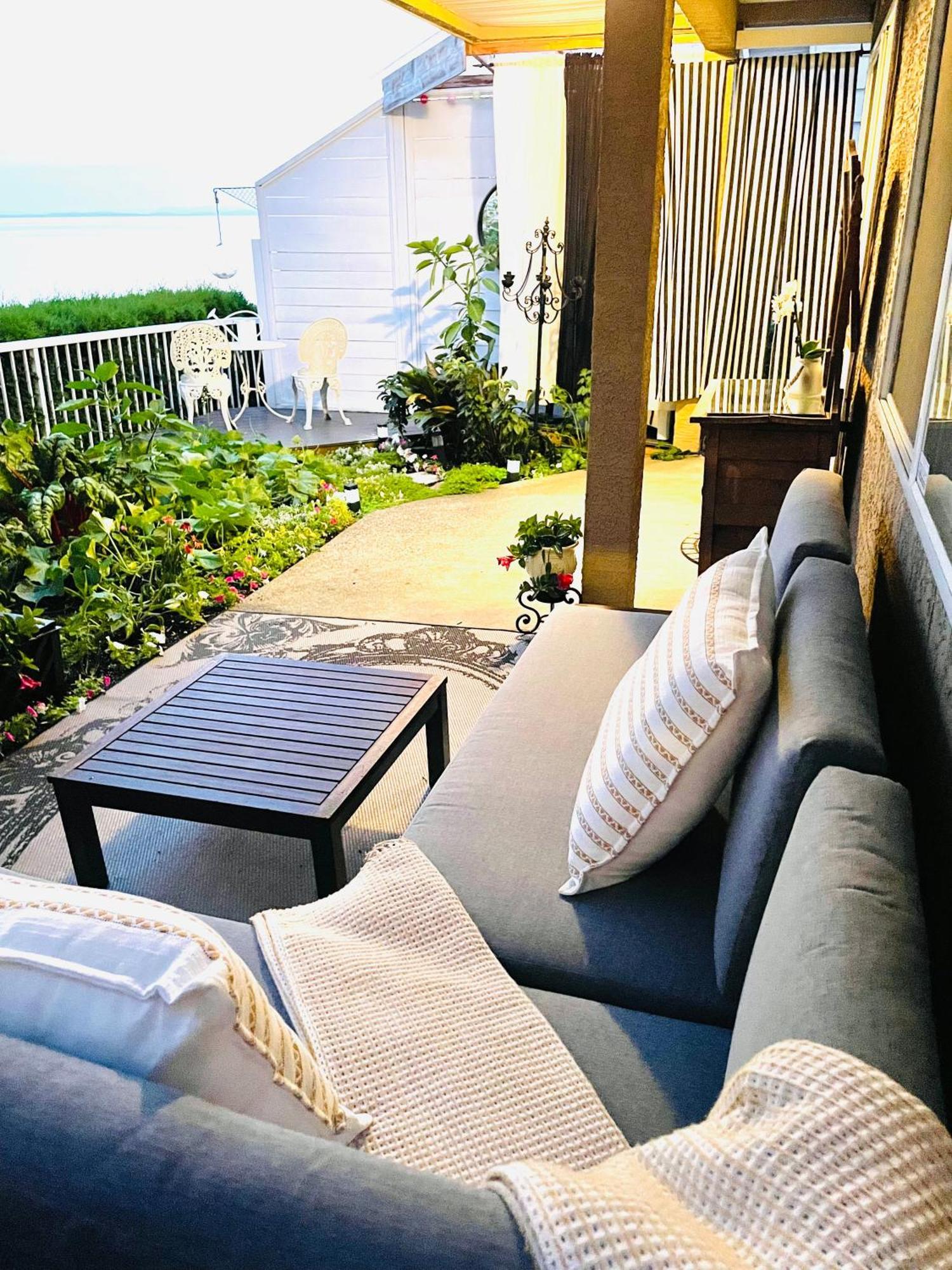 Donna'S Bed & Breakfast White Rock Extérieur photo