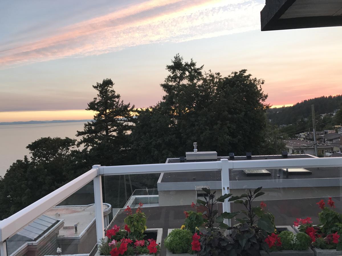 Donna'S Bed & Breakfast White Rock Extérieur photo